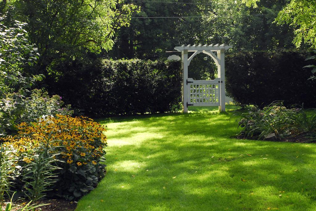 Brockamour Manor Bed And Breakfast Niagara-on-the-Lake Ngoại thất bức ảnh