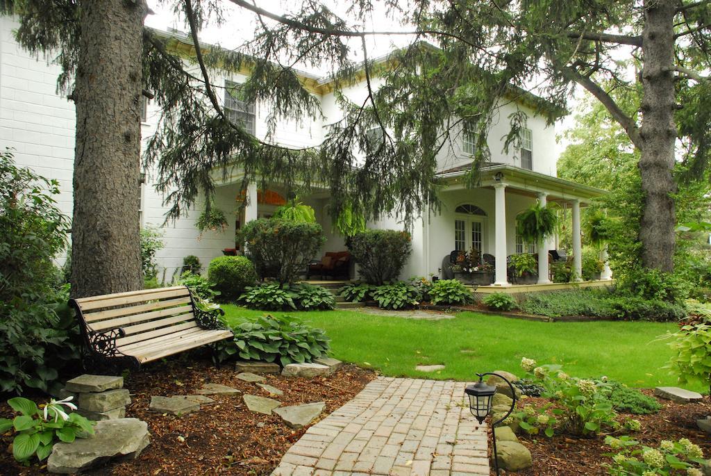 Brockamour Manor Bed And Breakfast Niagara-on-the-Lake Ngoại thất bức ảnh